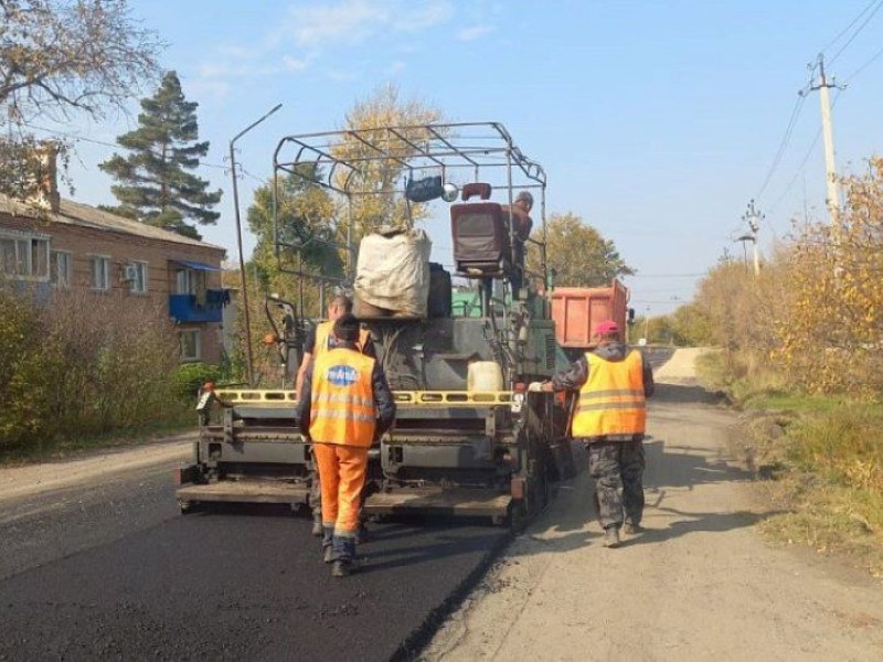 Отремонтирован участок автомобильной дороги протяженностью 1,5 километра от улицы Шоссейной до моста через реку Черниговка..